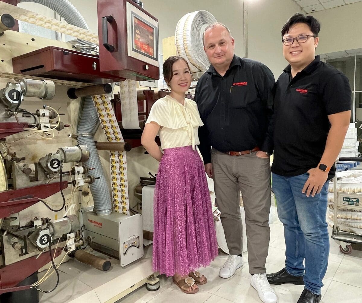 Viet Spring's Khuyen Pham with Vetaphone's Holger Selenka, and Song Song's Nguyen Anh Tu (Max).